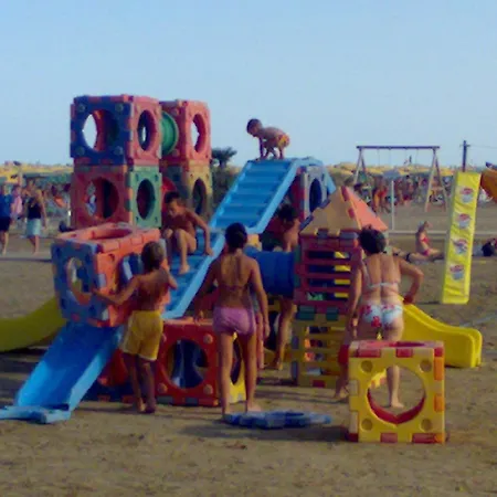 アパート Ferienwohnung Fuer 4 Personen Ca 25 Qm In Bibione, Adriakueste Italien Und Umgebung ビビオーネ